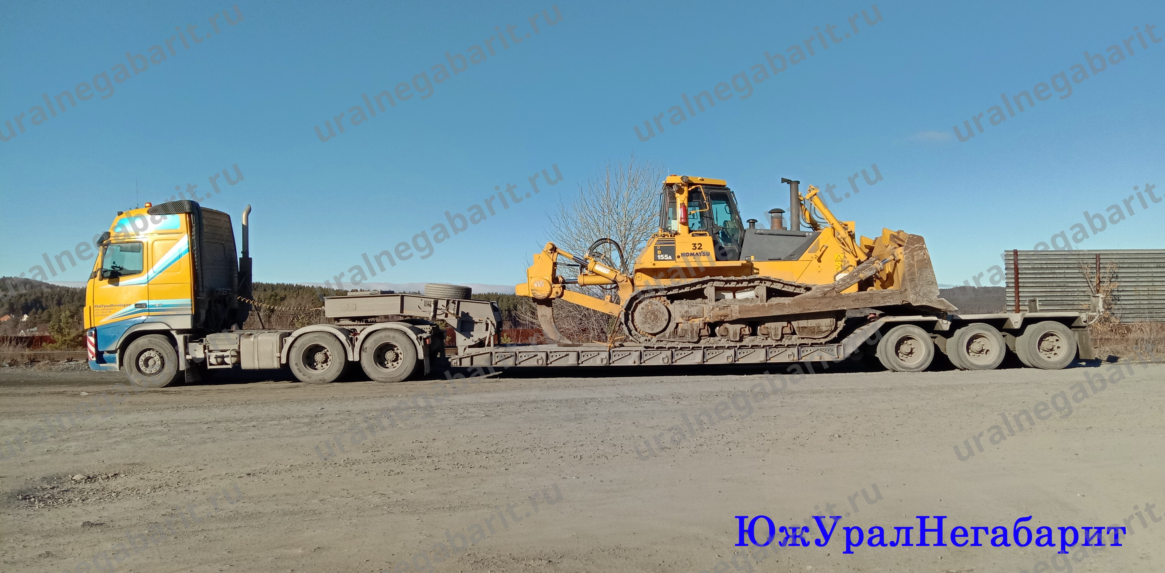 ЮжУралНегабарит перевозка бульдозера Komatsu D155.jpg